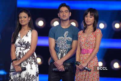 Bipasha Basu on the sets of the TV show Indian Idol 4 to launch the ...
