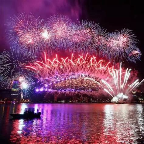 在跨年第一个放烟花的地方迎接新年！悉尼烟花绚烂绽放，震撼世界！
