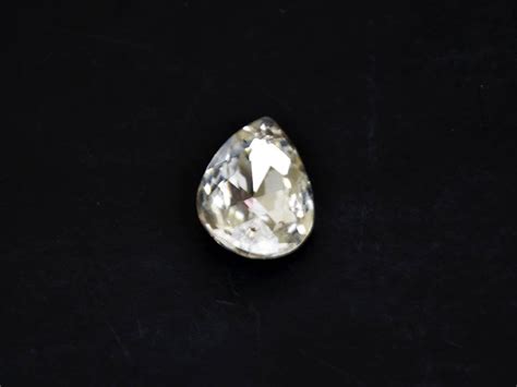 White Transparent Drop Glass Stones