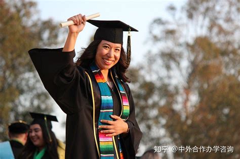 2018年上海大学生出国读研白皮书首发！定制级的专业解读！ - 知乎