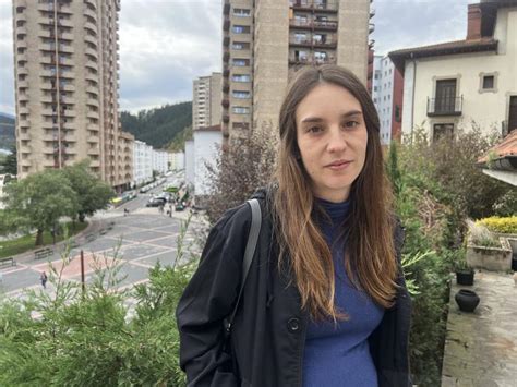 Eva Abuin: "Gobernuaren akatsik handiena da ez duela onartzen gaizki ...