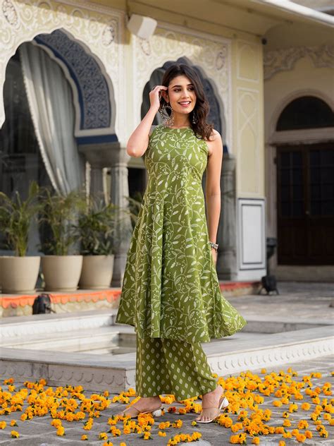 Varanga Women Olive Floral Printed Halter Neck Anarkali Kurta Paired ...