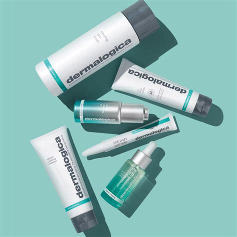 Guide To Buying Best & Refreshing Face Washes Online I LBB