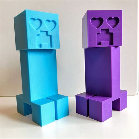 3D Printed Minecraft Creepers with Heart Eyes