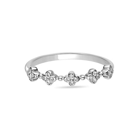 18KT White Gold Diamond Ring