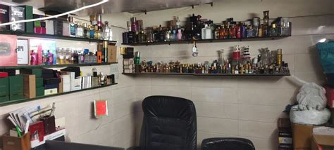 Fancy Bottle Store - Trader - Wholesaler / Distributor from New Delhi ...