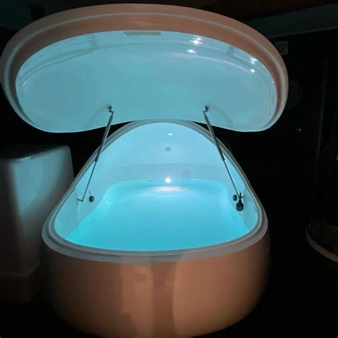 Floatation Therapy; Float Tank; REST (restricted environmental ...