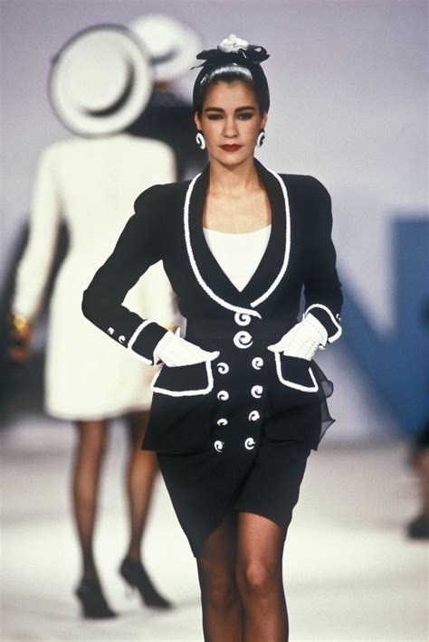 FashionChannel 1990 Spring 的图像结果