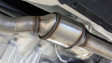 How much rhodium is in a catalytic converter? | REREV