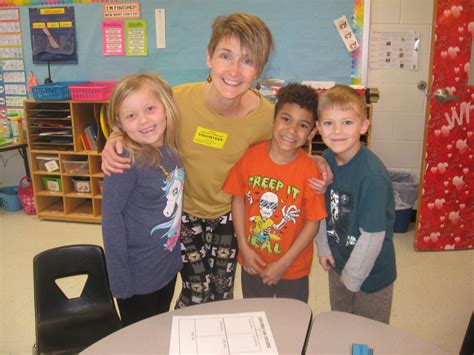 Volunteers | Gloucester County Public Schools