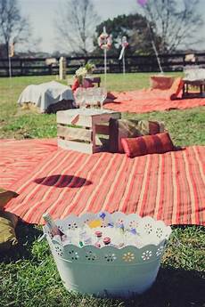 Picnic Wedding Ideas by 25 Outdoor Picnic Wedding Ideas To Copy Deer Pearl Picnic Wedding Ideas