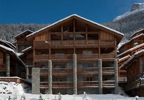 HOTEL CHALET THE PEAK (Sainte-Foy-Tarentaise) - Lodge Reviews & Photos ...