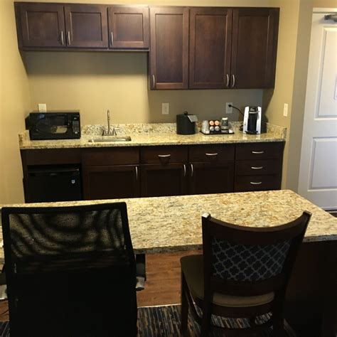 GRANDSTAY HOTEL & SUITES MOUNT HOREB-MADISON - Hotel Reviews, Photos ...