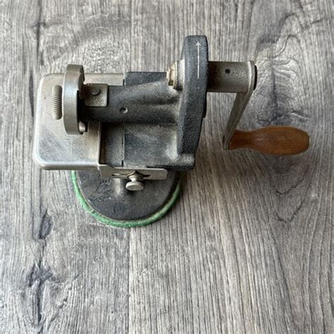 Image result for Singer Pinking Machine