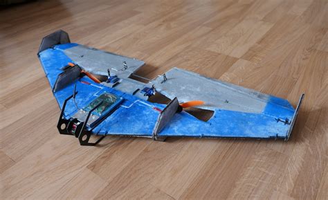 Сокол (Falcon) 1000 - 2-х моторное пилотажное FPV крыло.