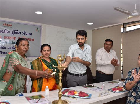 Capacity building training program conducted | કેપેસીટી બિલ્ડીંગ ...