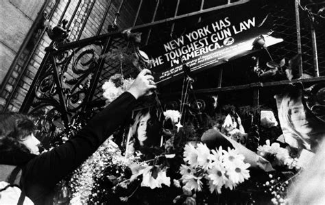 PHOTOS: John Lennon killed in NYC on Dec. 8, 1980 - ABC30 Fresno