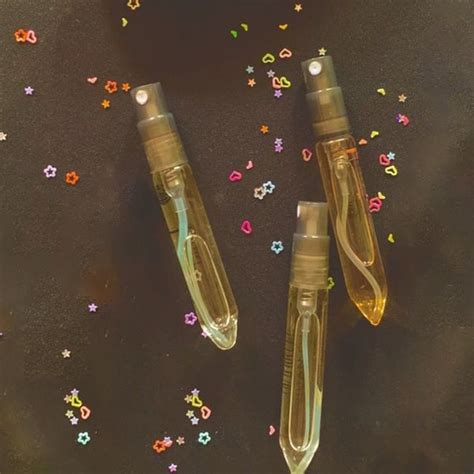 Scent Shot – Perfume Booth