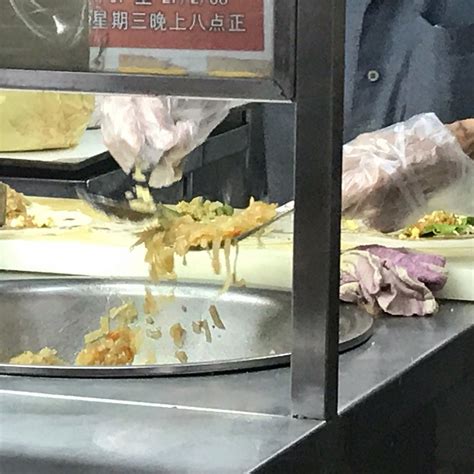 QUEENSTOWN POPIAH, Singapore - Yuhua - Restaurant Reviews & Photos ...