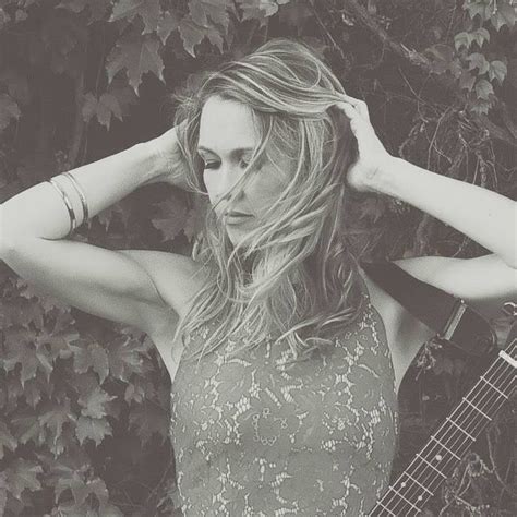 Signy and Jovan play Ship & Plough! ? , Main Street Gimli Manitoba ...