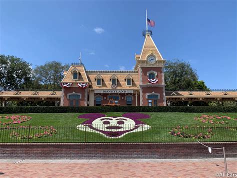 A Step-by-Step Guide on How to Use Disneyland's NEW Magic Key Pass ...