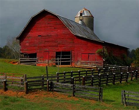 Outstanding 60+ Fantastic Red Barn Building Ideas For Inspire You http ...