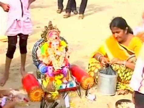 Ganpati Immersion In Mumbai, Security Tight At Girgaum Chowpatty