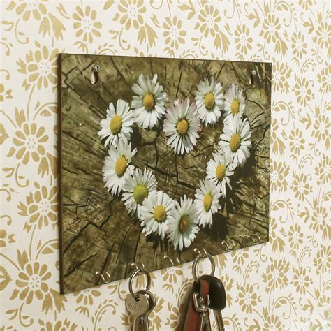 eCraftIndia Floral Theme Wooden Key Holder with 6 Hooks : Amazon.in ...