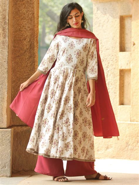 Elegant Golden Butta - Block Printed Kurta Set With Dupatta - SS01F188 ...