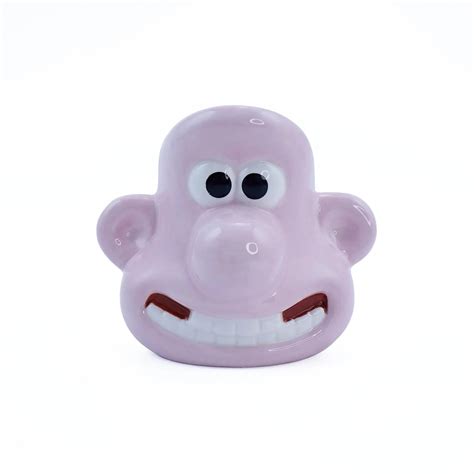 WALLACE & GROMIT - Wallace Shaped Egg Cup – Cool-Merch
