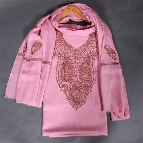 Tilla Embroidered Rose Pink Woolen Suit With Stole – Kashmir origin