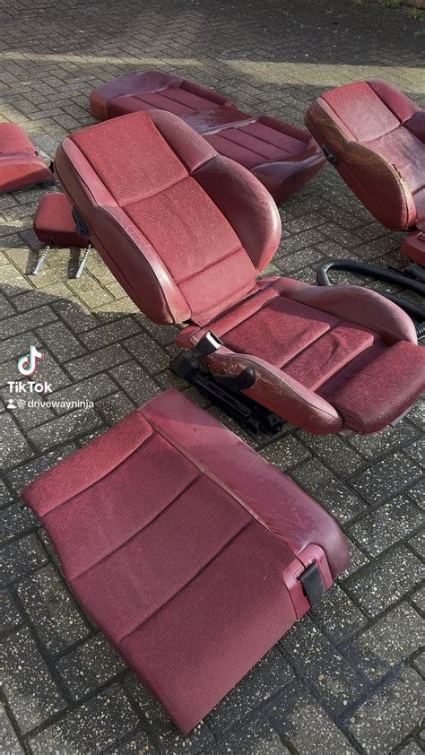 deep cleaned my genuine red Sport interior. damn was it filthy. : r/BMWE36