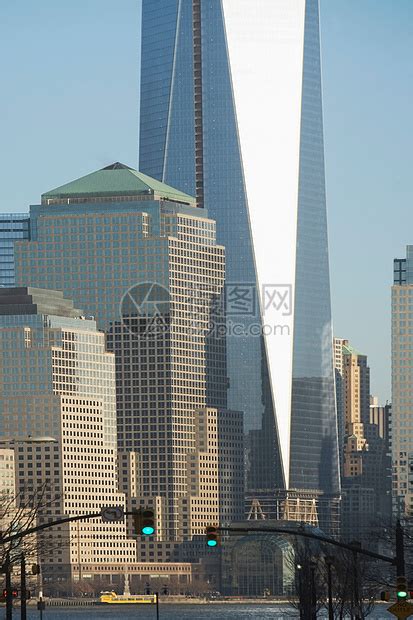 百老汇区高层建筑和摩天大楼的倾斜组合曼哈顿市中心纽约市的建筑概念世界著名美国大都市天高清图片下载-正版图片504941495-摄图网
