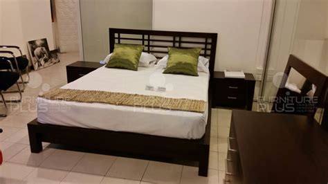 Computer Plus Study Table 的图像结果