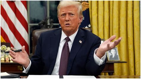 Prez Donald Trump Losing Status Of Us Dollar Like Losing World War ...