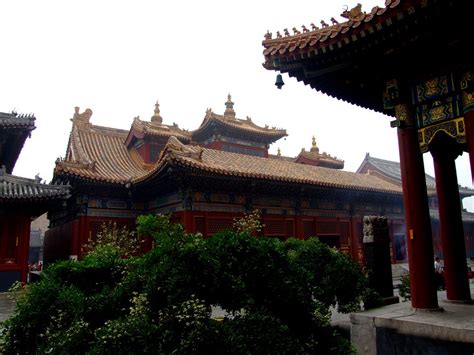 【携程攻略】北京雍和宫景点,很庆幸自己在五一假期的这天选择了雍和宫。这里是祈福烧香拜佛的胜地…