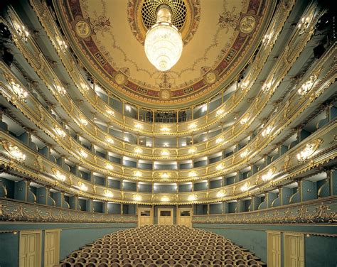 Estates Theatre | Avantgarde Prague