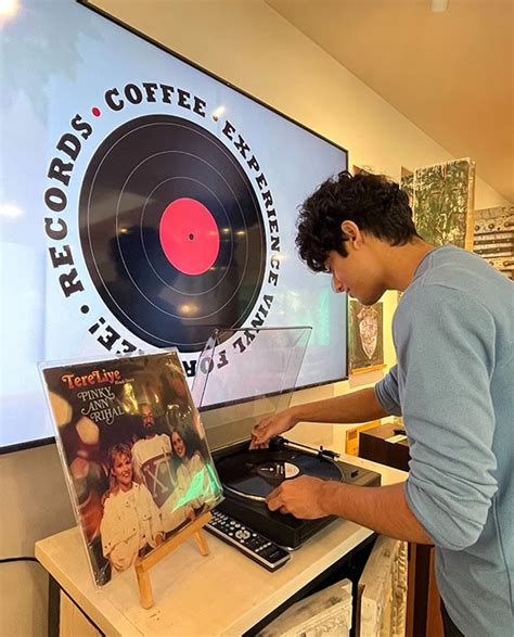 #ExperienceVinyl by The Revolver Club