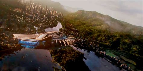 Black Panther Movie Review (2018) | Wakanda Forever!