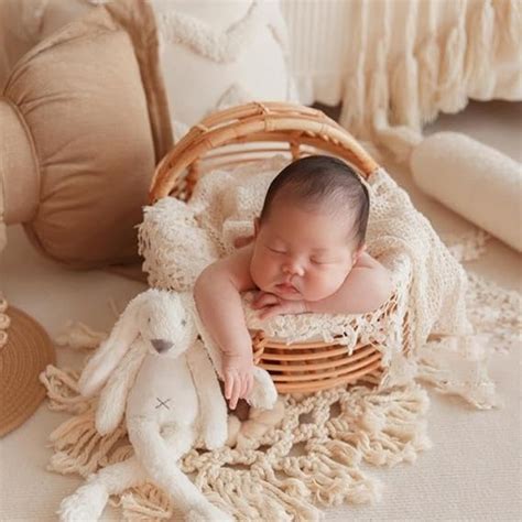 Babymoon Rustic Cane Stroller | Wooden Properties | Baby Photography P ...