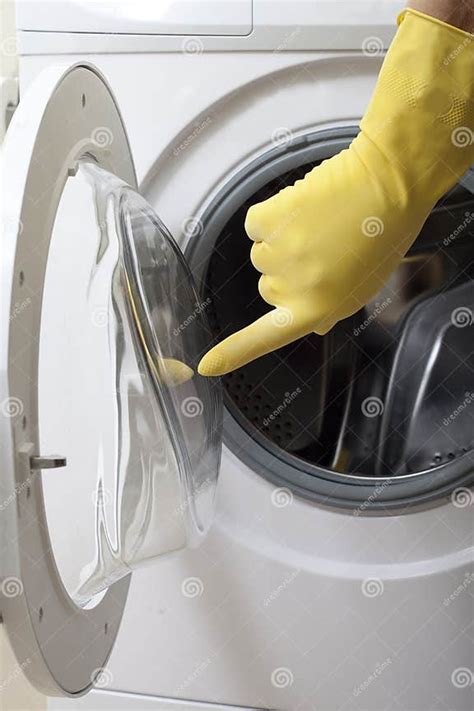 Hand Washing Laundry Machine 的图像结果