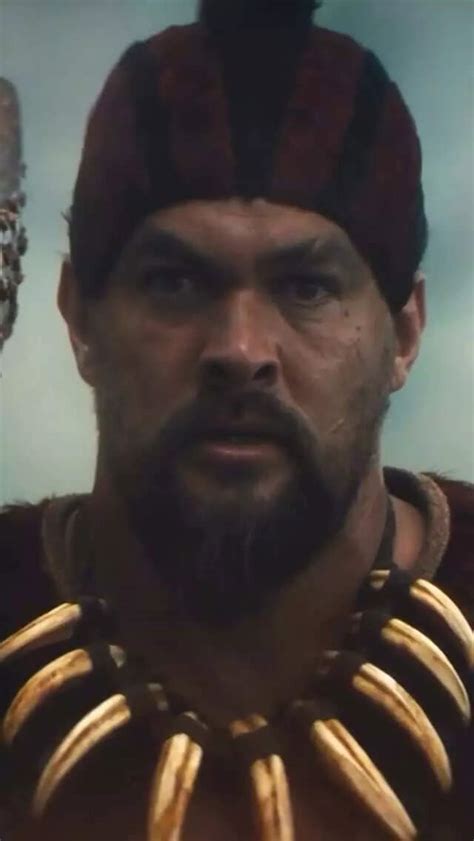 Adria Arjona’s heart emojis on her boyfriend Jason Momoa’s shaved beard ...