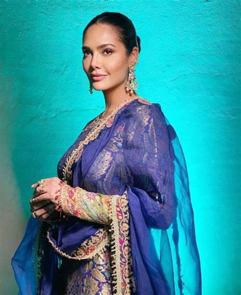 Esha Gupta Astounds in Breath-Taking Blue-Orange Embellished Brocade ...