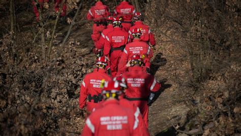Novosti.rs | Galerija | OVAKO IZGLEDA POTRAGA ZA DANKOM: Više od 70 ...