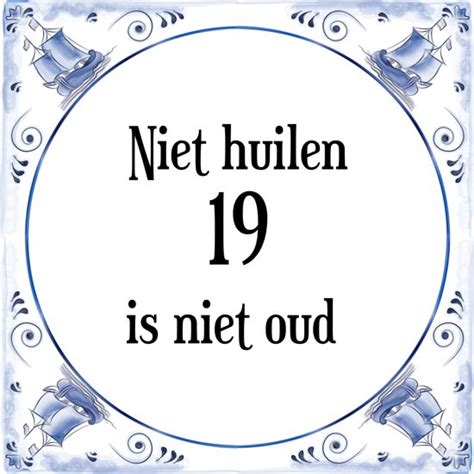 bol.com | Verjaardag Tegeltje met Spreuk (19 jaar: Niet huilen 19 is ...