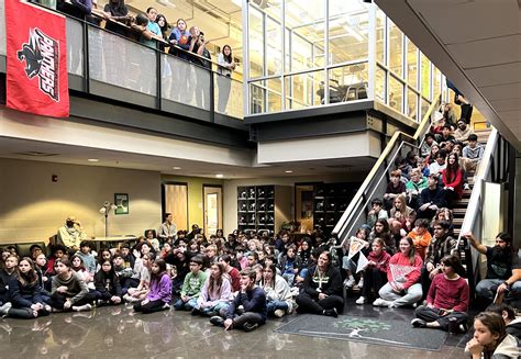 Lakewood Montessori Middle School - DPS Growing Together