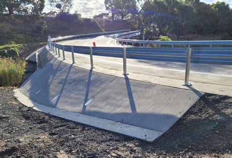 Horseshoe Bend Road: Repairs Completed, Traffic Flow Restored