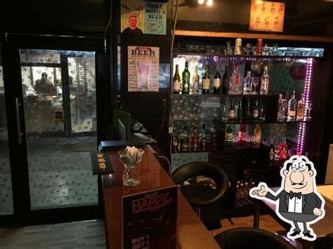 DeeZ Biryani Kebab Curry - Restaurant & Bar, New Delhi, Jangpura ...