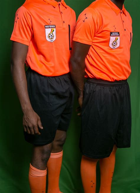 Referee Association Football 的图像结果