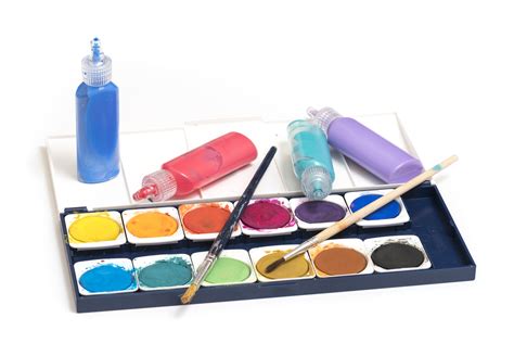 How To Use Tubes Of Watercolor Paint? | CraftersMag